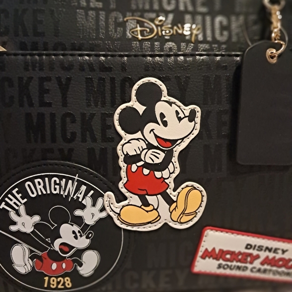 Disney X Primark Mickey Patchwork Bag With FREE Red Primark Card Holder - Picture 6 of 6
